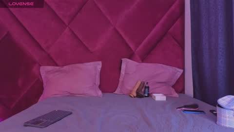 Cattleya stone online show from 10.15.25