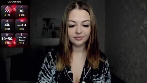 Snapshot of kayaskylar chatting on 12.17.24 Kaya online show from 12.17.24