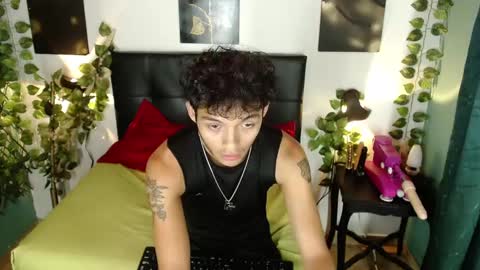 Snapshot of kayden1_ chatting on 02.13.25 KAYDEN HELP ME TO REACH 10 LIKES online show from 02.13.25