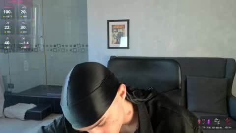 Snapshot of kaydendrew chatting on 05.25.26 KaydenDrew online show from 05.25.26