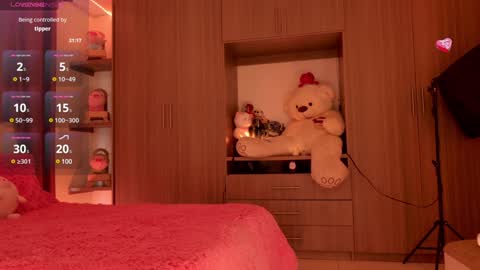 Kayla  online show from 01.30.25