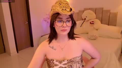 Snapshot of kaylacollins1 chatting on 06.20.26 Kayla online show from 06.20.26