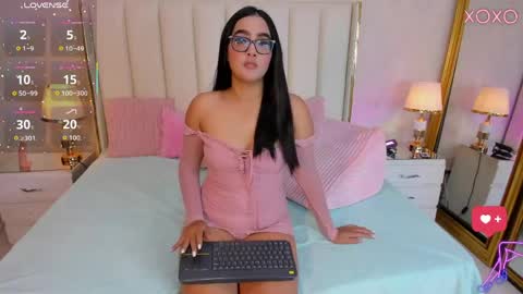 Snapshot of kayladavies_ chatting on 05.30.26 kayladavies_ online show from 05.30.26