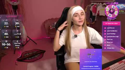 Snapshot of kaylaxsweet chatting on 11.03.25 kaylaxsweet online show from 11.03.25