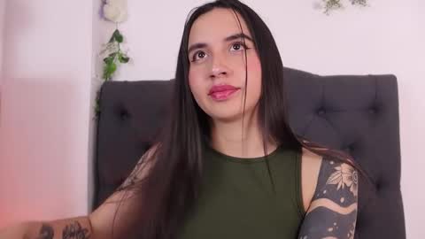 Snapshot of kaylee_lee chatting on 02.05.26 kaylee_lee online show from 02.05.26