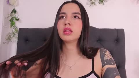 Snapshot of kaylee_lee chatting on 02.09.26 kaylee_lee online show from 02.09.26