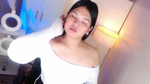 Y O U R        F U T U R E       K A Y L E E  online show from 03.05.26