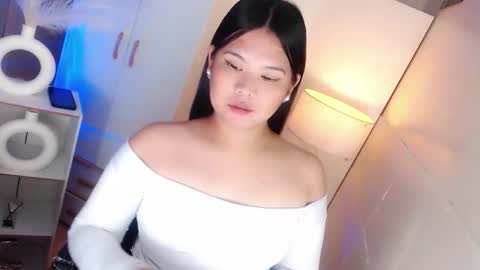 Y O U R        F U T U R E       K A Y L E E  online show from 03.16.26