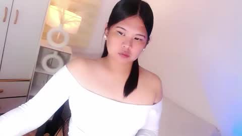 Y O U R        F U T U R E       K A Y L E E  online show from 04.10.26