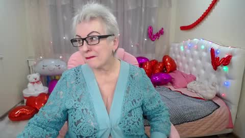 kaylesmoll online show from 02.07.25