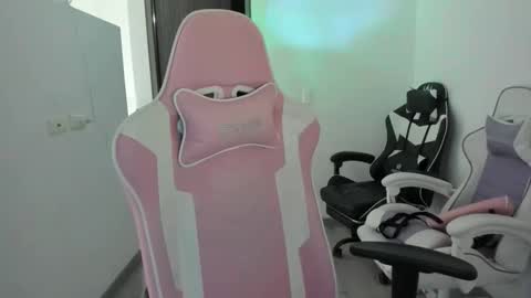 kaylie online show from 10.21.25