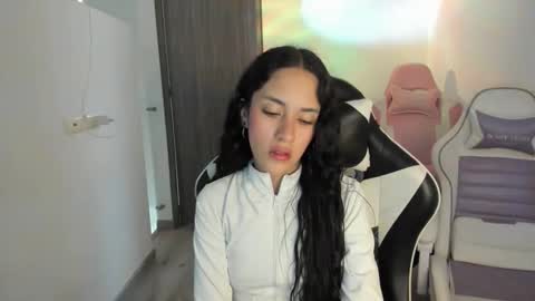 kaylie online show from 11.21.25