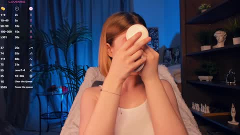 Snapshot of kaylisse chatting on 09.11.25 Hi Im Arina 3 online show from 09.11.25