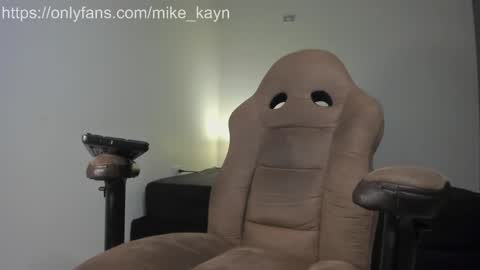 Snapshot of kayn_morningstar chatting on 09.16.25 Mike online show from 09.16.25