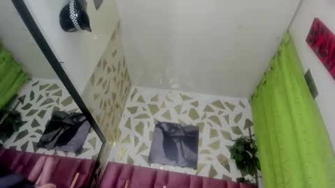 KAZSANDRAH online show from 11.09.25