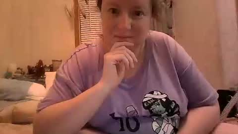 kcandler27 online show from 10.30.25