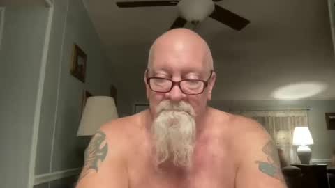 Snapshot of kcbace61760 chatting on 10.14.25 kcbace61760 online show from 10.14.25