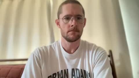 Snapshot of kd9dash3point8 chatting on 07.23.26 kd9dash3point8 online show from 07.23.26