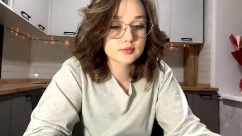 Snapshot of keeshatenn chatting on 02.21.26 Velma online show from 02.21.26