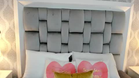 Snapshot of keiira_fox chatting on 01.14.26 Keiira Fox online show from 01.14.26