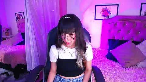    online show from 03.05.26