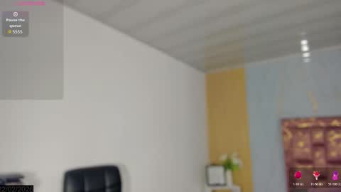 Snapshot of keila_mendoza chatting on 02.22.26 Keila online show from 02.22.26