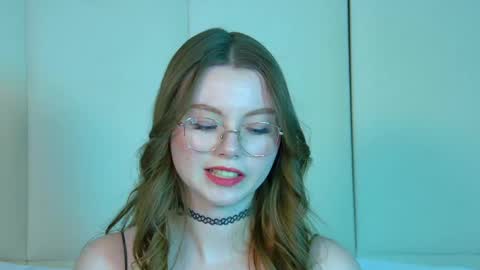 Keira online show from 02.21.25