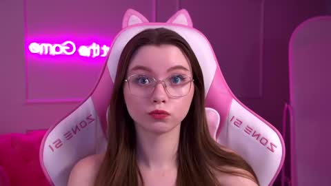 Keira online show from 02.22.25