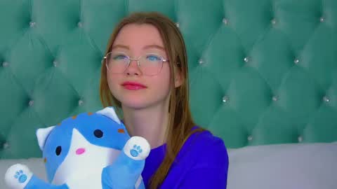 Keira online show from 03.05.25