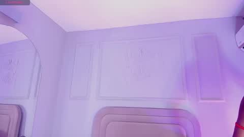 keirahartz online show from 10.14.25