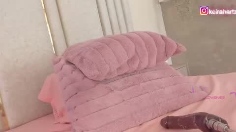keirahartz online show from 05.12.26