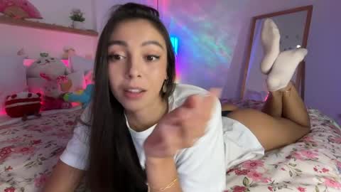 Snapshot of keirasworld chatting on 05.22.26 keira online show from 05.22.26
