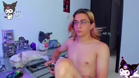 Keita moon online show from 10.12.25