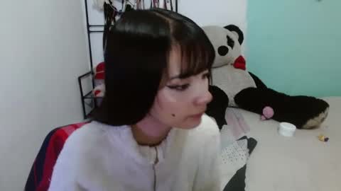 annie rosse16 online show from 12.19.25