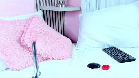 Snapshot of kelly_666 chatting on 04.12.26 kelly_666 online show from 04.12.26