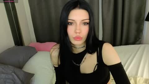 Snapshot of kelly__bunny chatting on 05.15.26 Kelly online show from 05.15.26