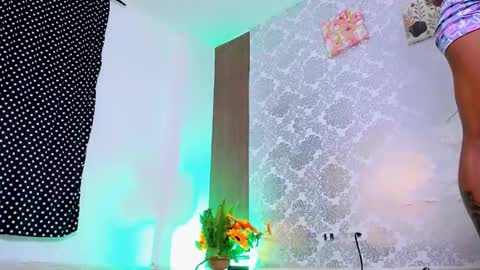 kelly__thomson online show from 11.08.25