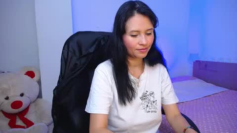 elena online show from 02.13.25