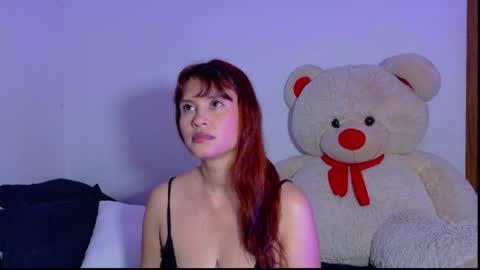 Snapshot of kelly_richardson1 chatting on 04.17.26 elena online show from 04.17.26