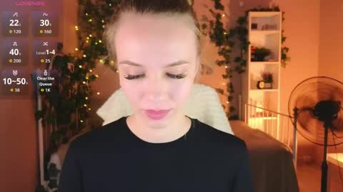 Snapshot of kellybair chatting on 06.01.26 Kelly online show from 06.01.26