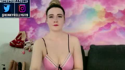 kellylynn76 online show from 09.10.25
