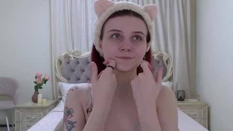 Kelly Stoneys online show from 11.11.25