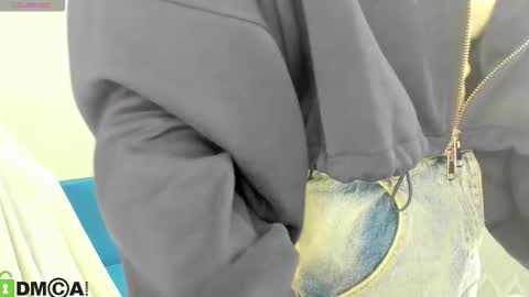 kellyy_bern online show from 10.05.25