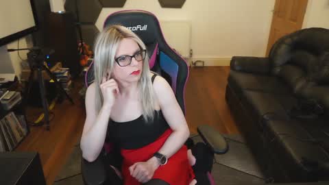 Snapshot of kelseycobalt chatting on 02.04.25 kelseycobalt online show from 02.04.25