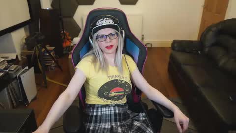 Snapshot of kelseycobalt chatting on 02.23.25 kelseycobalt online show from 02.23.25