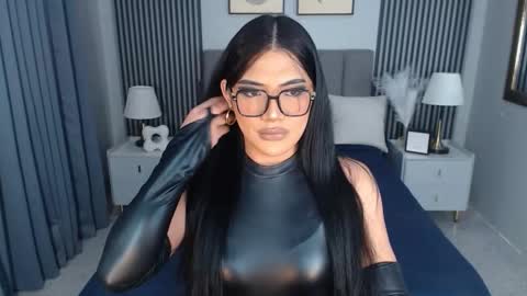 kelsie_silva online show from 10.28.25