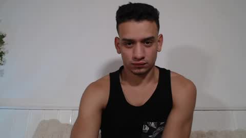 Snapshot of kelvinespinozafit chatting on 07.12.26 Kelvin Espinoza online show from 07.12.26