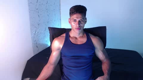Snapshot of ken__owensx chatting on 05.28.26 ken__owensx online show from 05.28.26