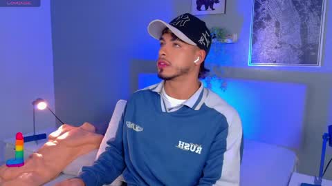 Snapshot of ken_boy_ chatting on 06.06.26 online show from 06.06.26