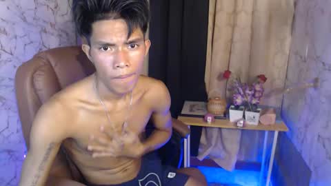 Snapshot of ken_minjun chatting on 02.07.26 ken_minjun online show from 02.07.26